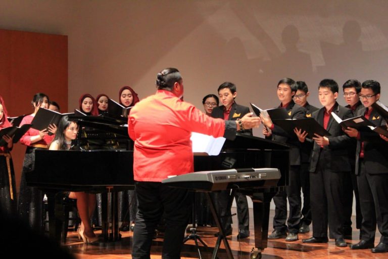 Nuansa Latin Bergema di Tengah Ibukota – Wijakenzie Choir