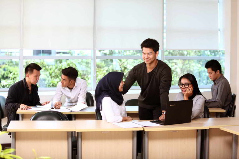 EPIC FEST Vol. 2 “Dare to be Epic”: Kenali Diri dan Jadilah Epic!￼