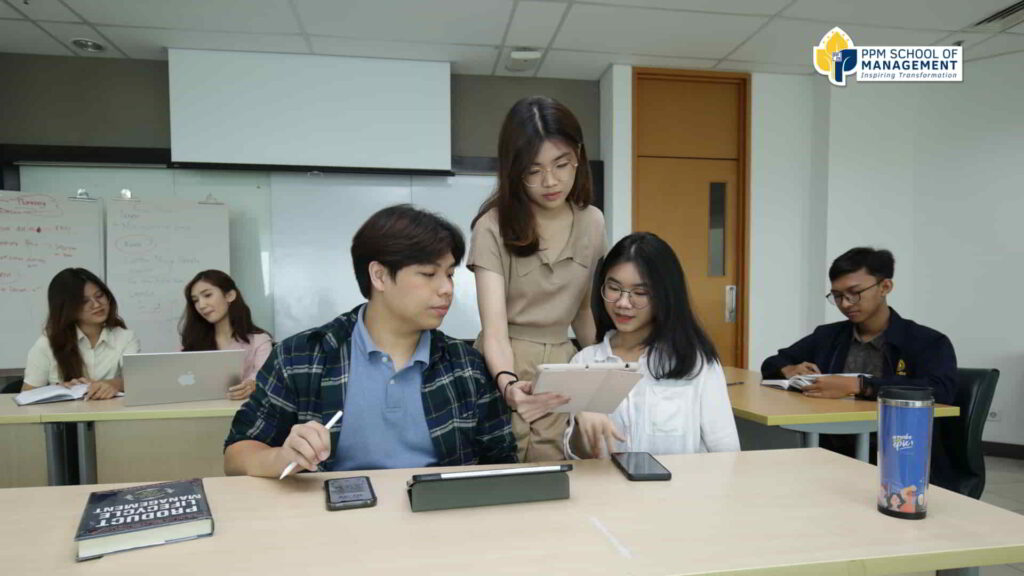 Tingkatan Manajemen: Pengertian dan Fungsi